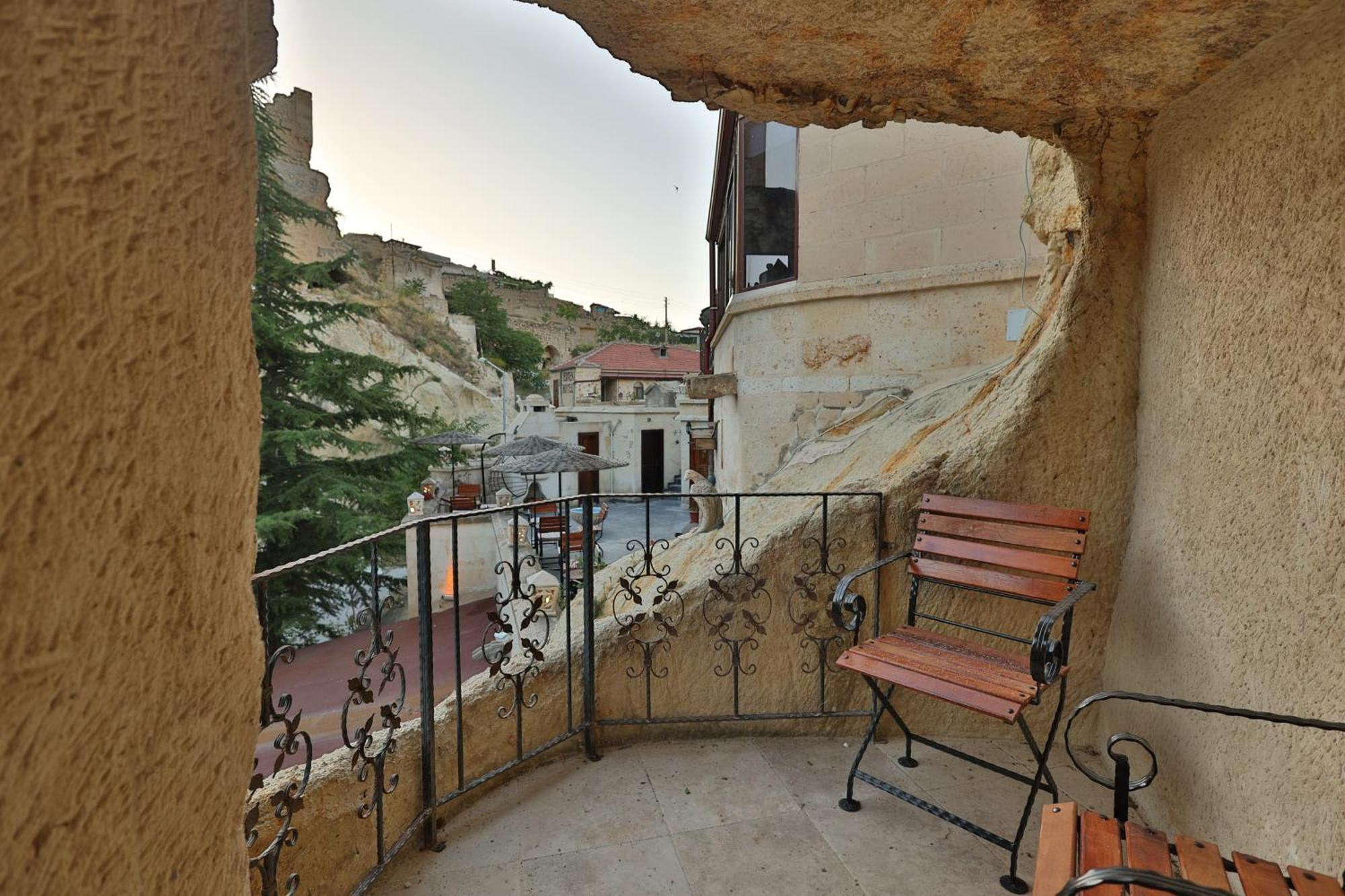 Demisos Caves Hotel Ürgüp Exterior photo