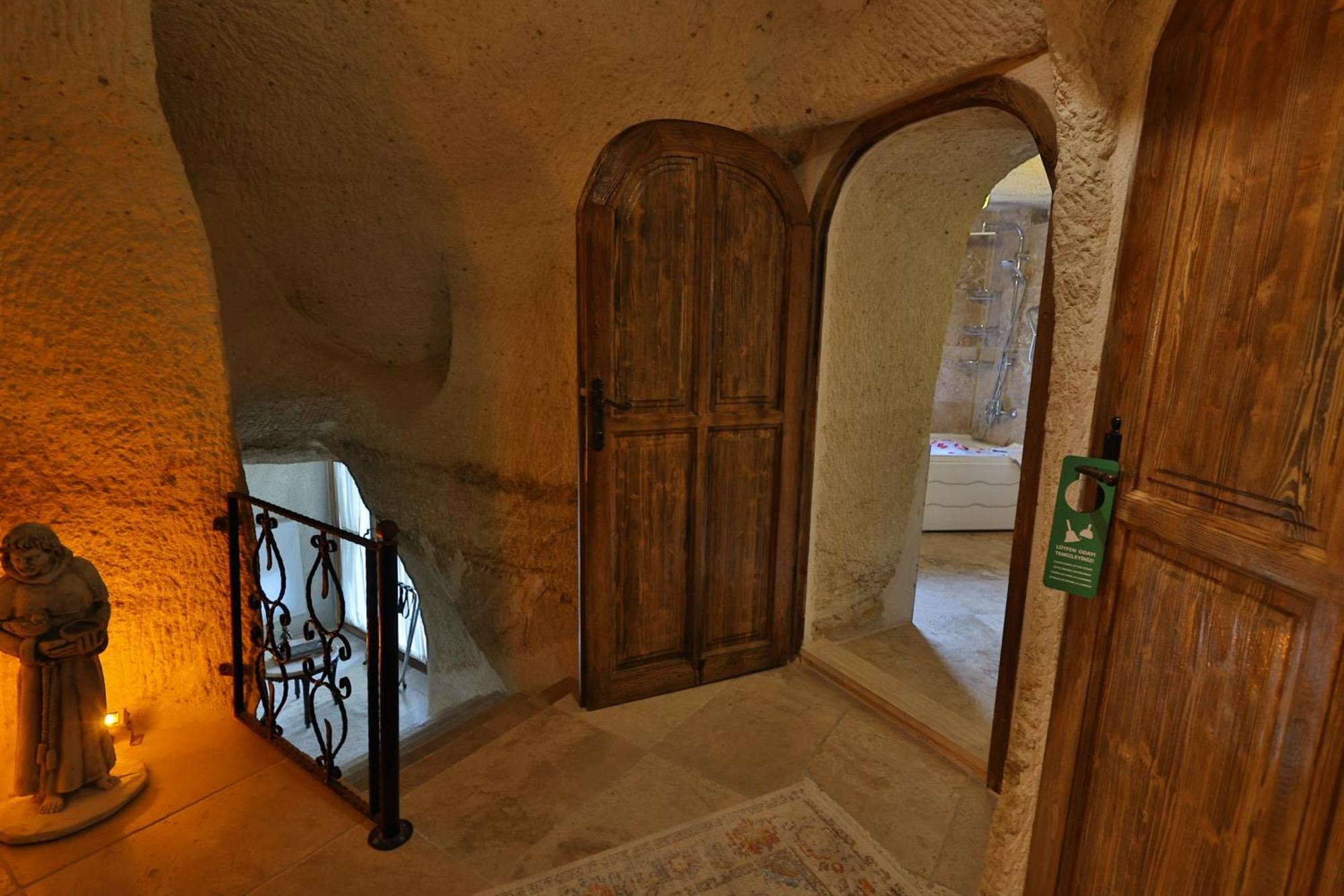Demisos Caves Hotel Ürgüp Exterior photo