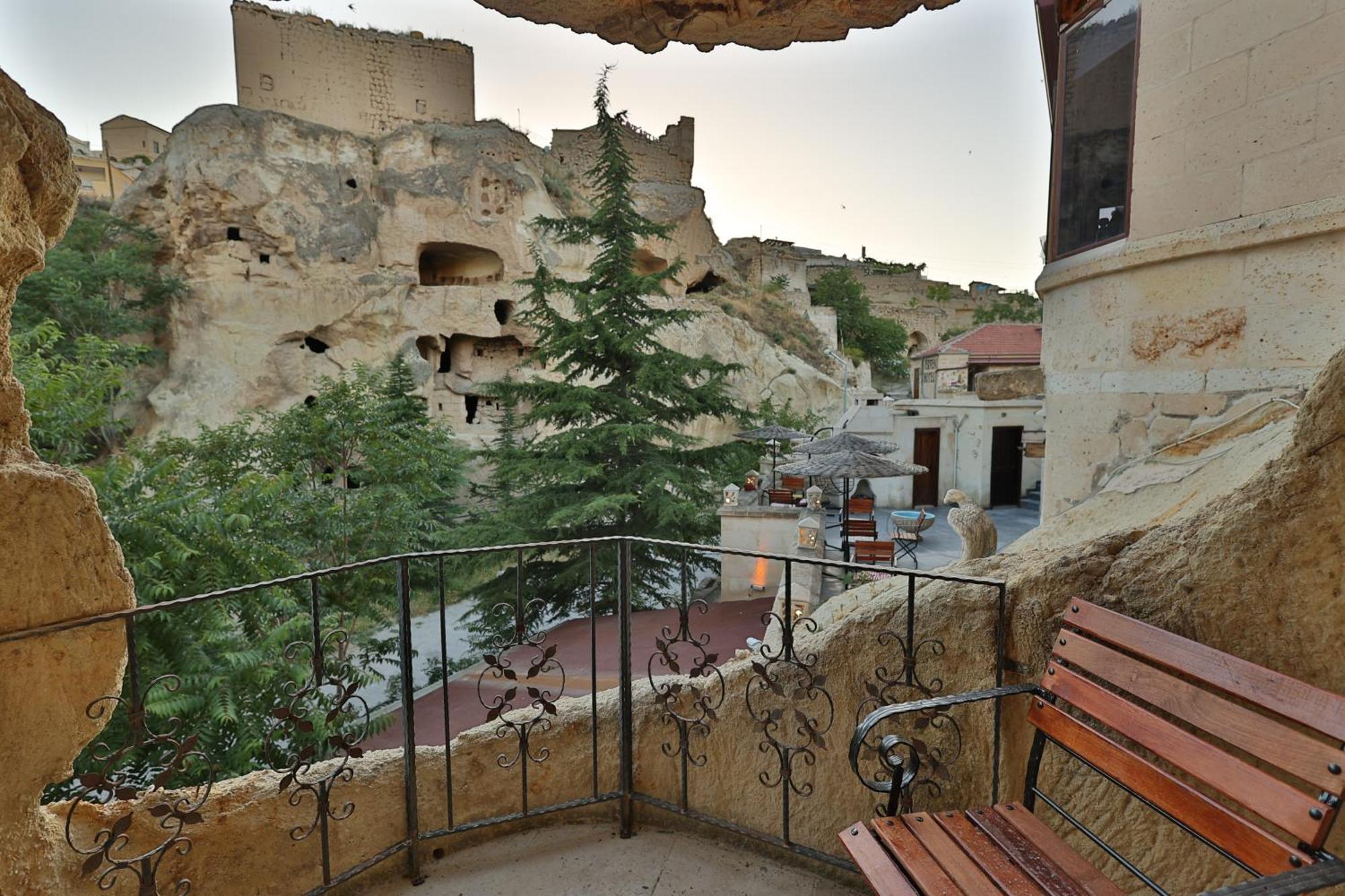 Demisos Caves Hotel Ürgüp Exterior photo