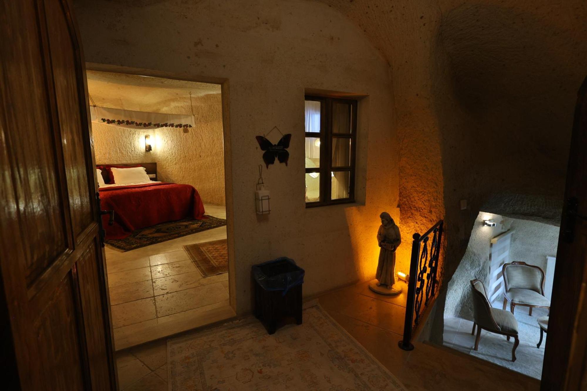 Demisos Caves Hotel Ürgüp Exterior photo