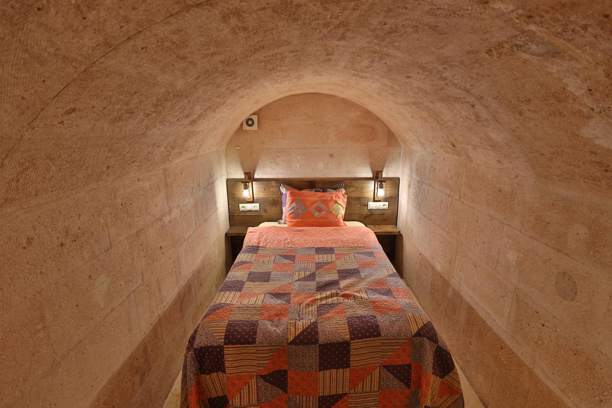 Demisos Caves Hotel Ürgüp Exterior photo