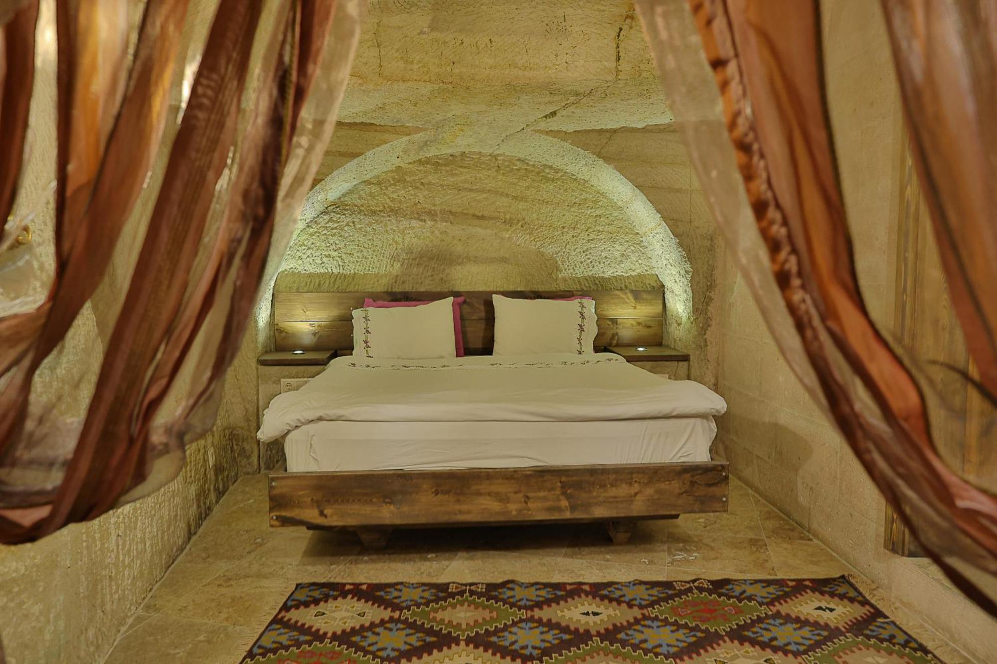 Demisos Caves Hotel Ürgüp Exterior photo