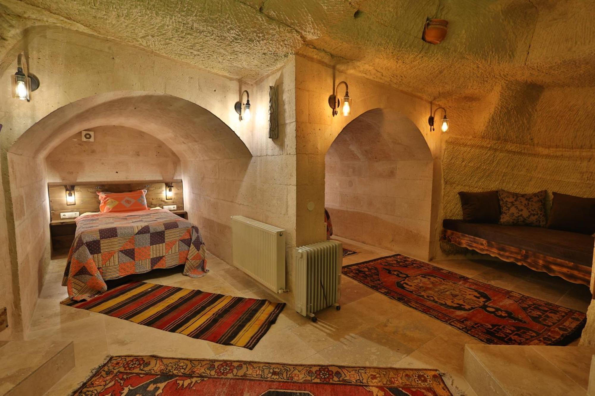 Demisos Caves Hotel Ürgüp Exterior photo