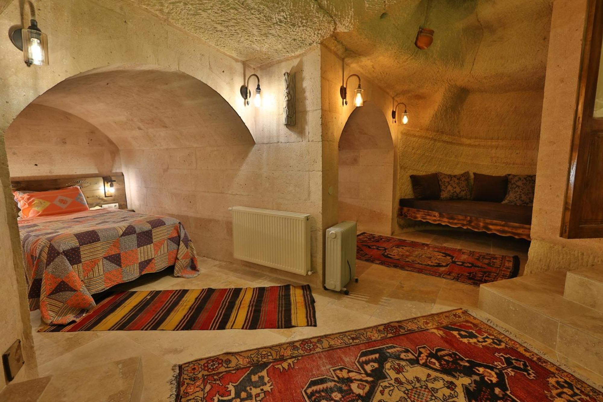 Demisos Caves Hotel Ürgüp Exterior photo